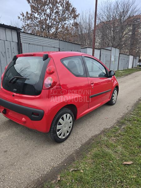 Peugeot 107 A U T O M A T I K