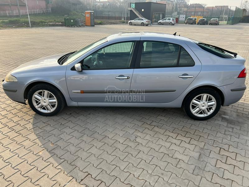 Renault Laguna 