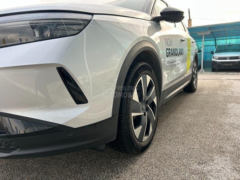 Opel Grandland 1.2 GS MHEV