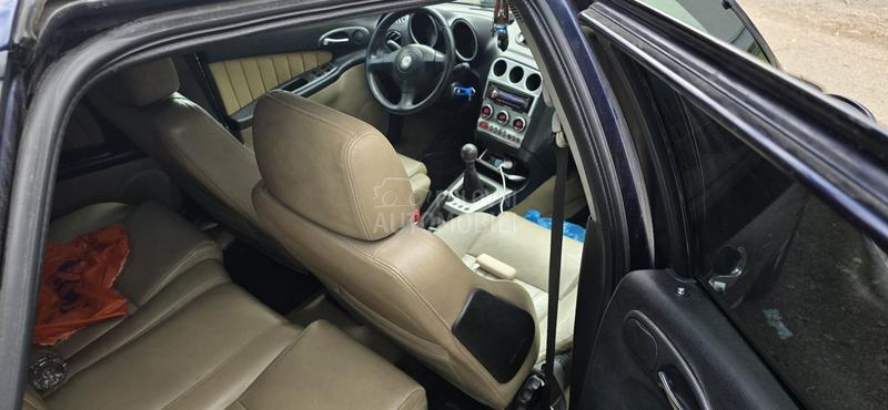 Alfa Romeo 156 