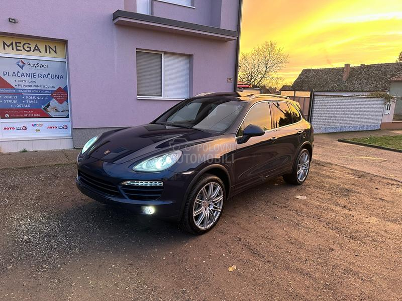 Porsche Cayenne Burmester