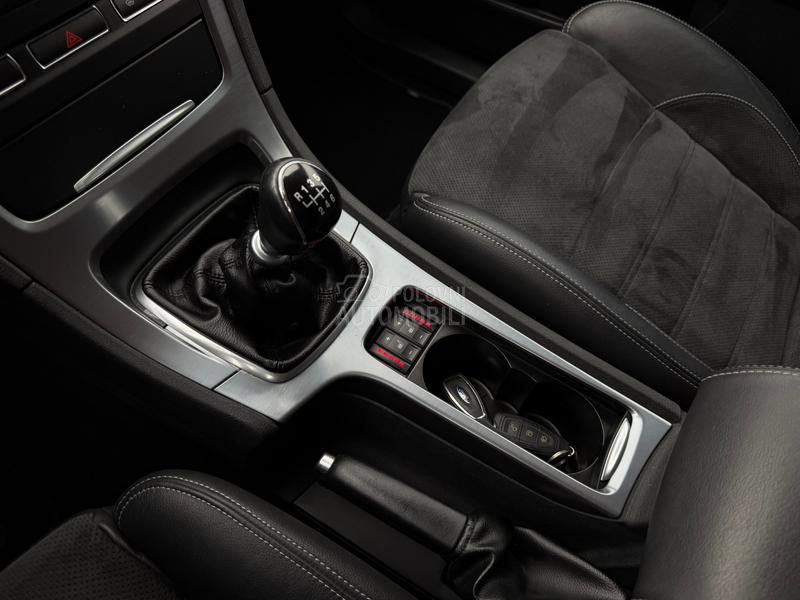 Ford Mondeo 2.0 TDCI TITANIUM CH