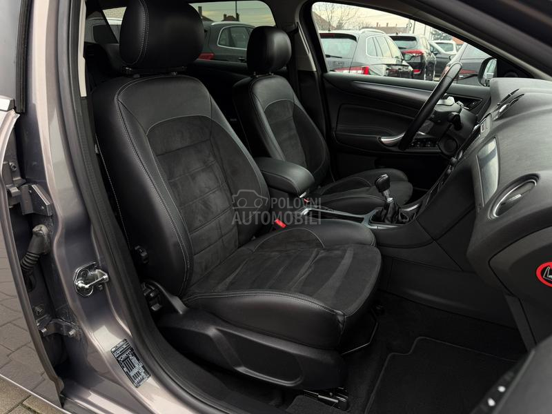 Ford Mondeo 2.0 TDCI TITANIUM CH