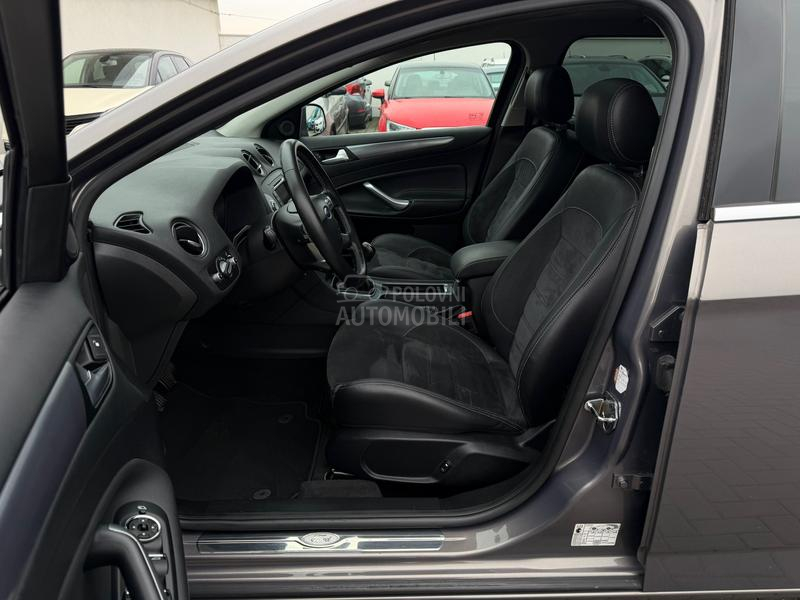 Ford Mondeo 2.0 TDCI TITANIUM CH