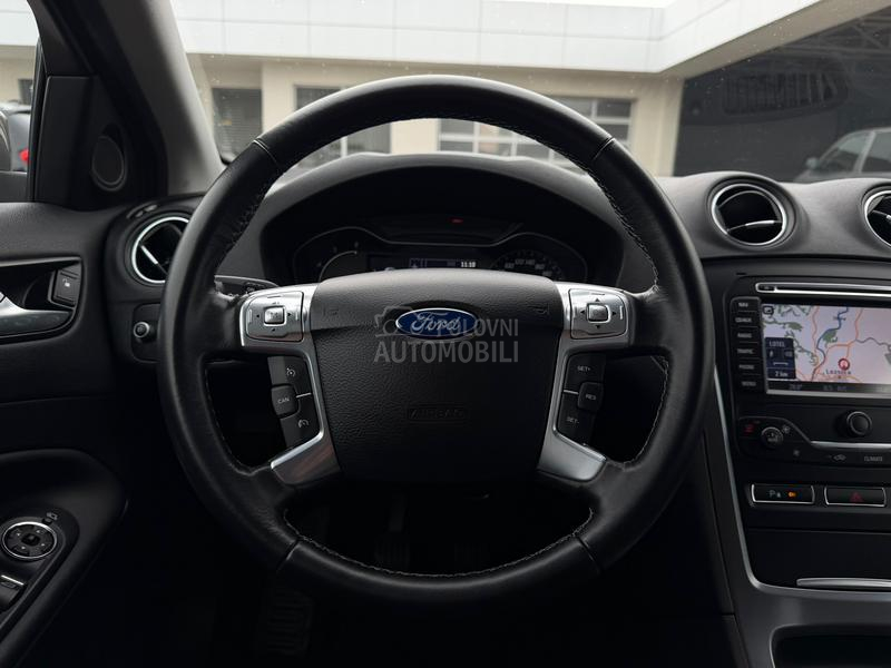 Ford Mondeo 2.0 TDCI TITANIUM CH