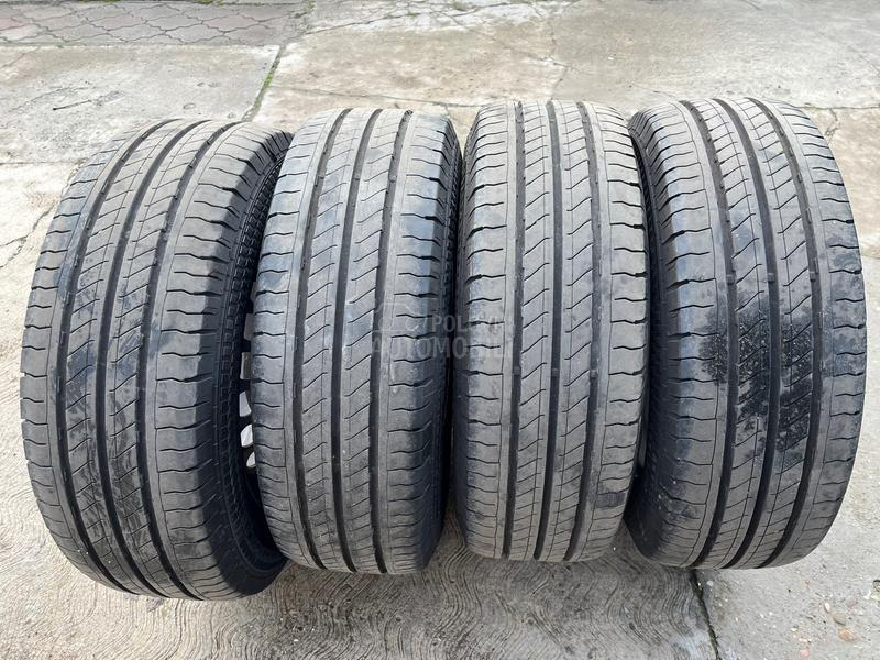 Continental 215/65 R16 Letnja