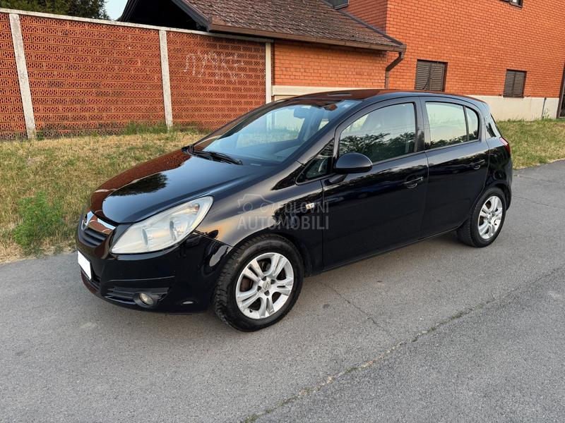 Opel Corsa D 1,3Mjet  Pun 0preme