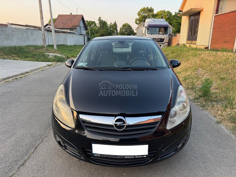 Opel Corsa D 1,3Mjet  Pun 0preme