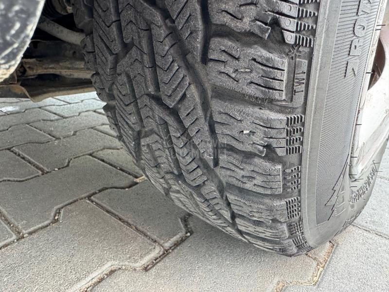 Opel Corsa D 1,3Mjet  Pun 0preme