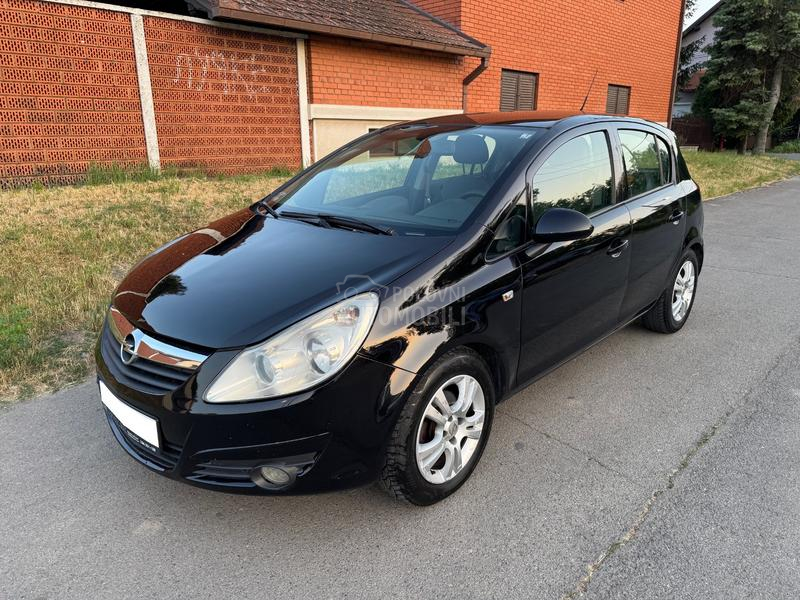 Opel Corsa D 1,3Mjet  Pun 0preme