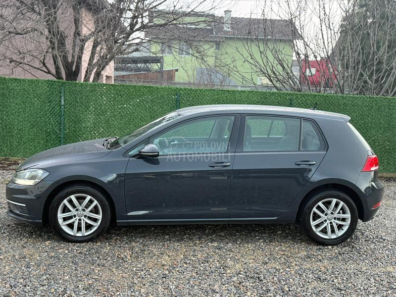 Volkswagen Golf 7 1.6 TDI LED N A V I