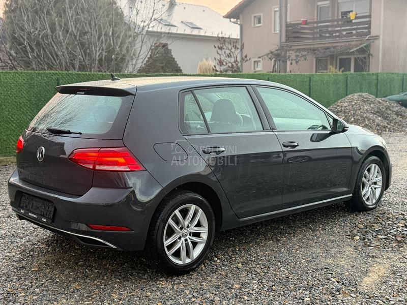 Volkswagen Golf 7 1.6 TDI LED N A V I