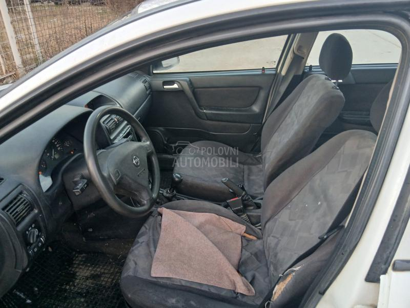 Opel Astra G 1.6
