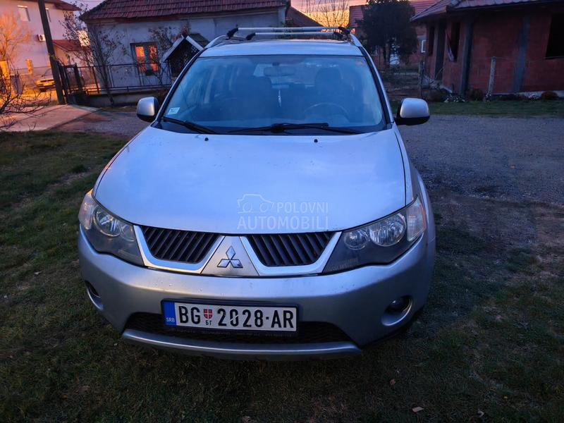 Mitsubishi Outlander 