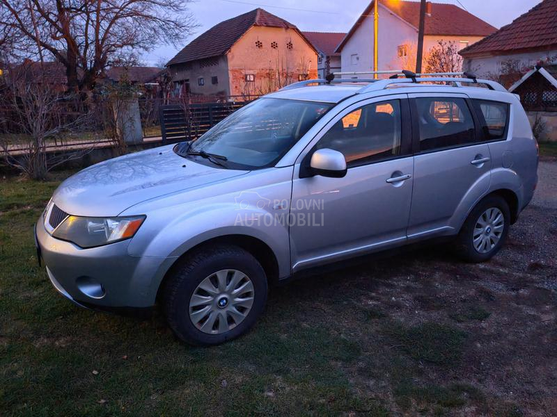 Mitsubishi Outlander 