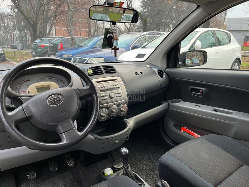 Daihatsu Sirion 1.0