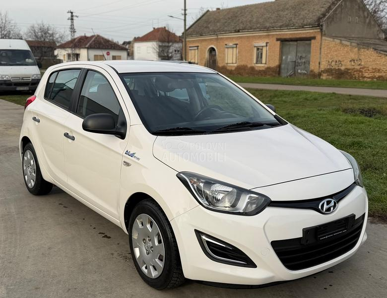Hyundai i20 1.2i BlueDrive CH