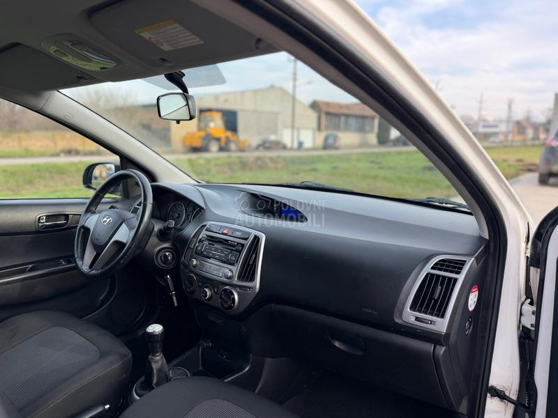 Hyundai i20 1.2i BlueDrive CH