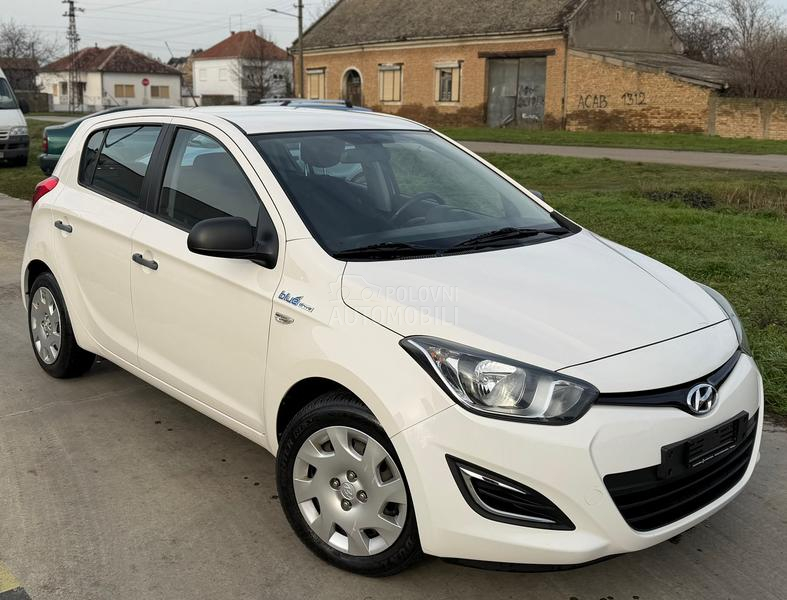 Hyundai i20 1.2i BlueDrive CH