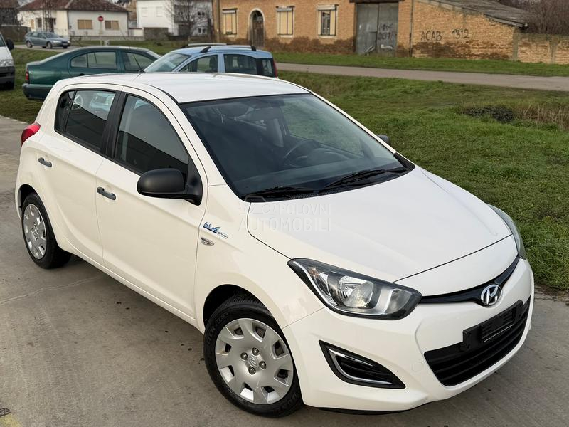 Hyundai i20 1.2i BlueDrive CH