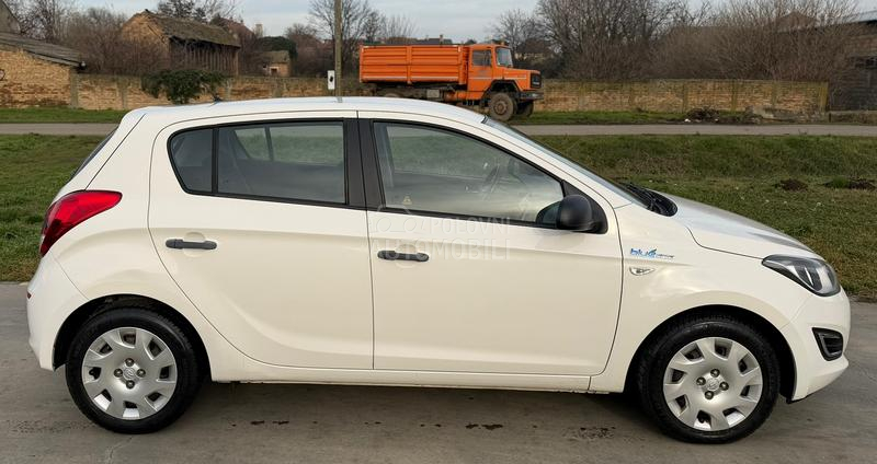 Hyundai i20 1.2i BlueDrive CH