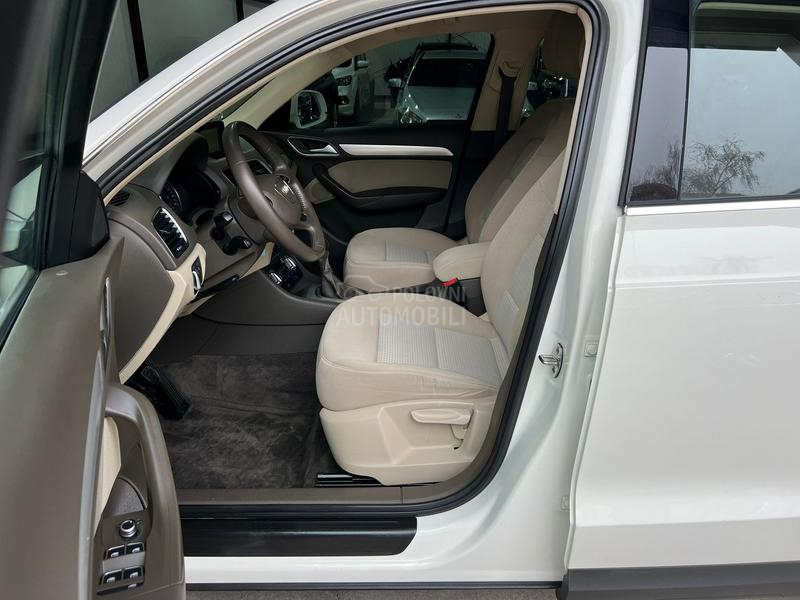 Audi Q3 2,0tdi sport line