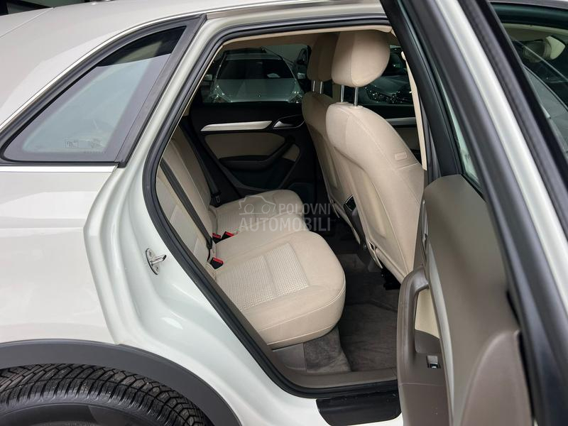 Audi Q3 2,0tdi sport line