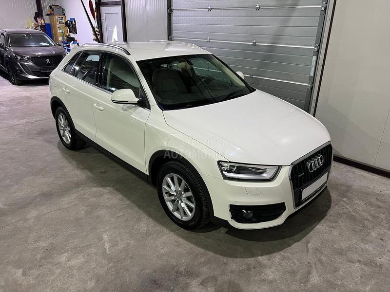 Audi Q3 2,0tdi sport line