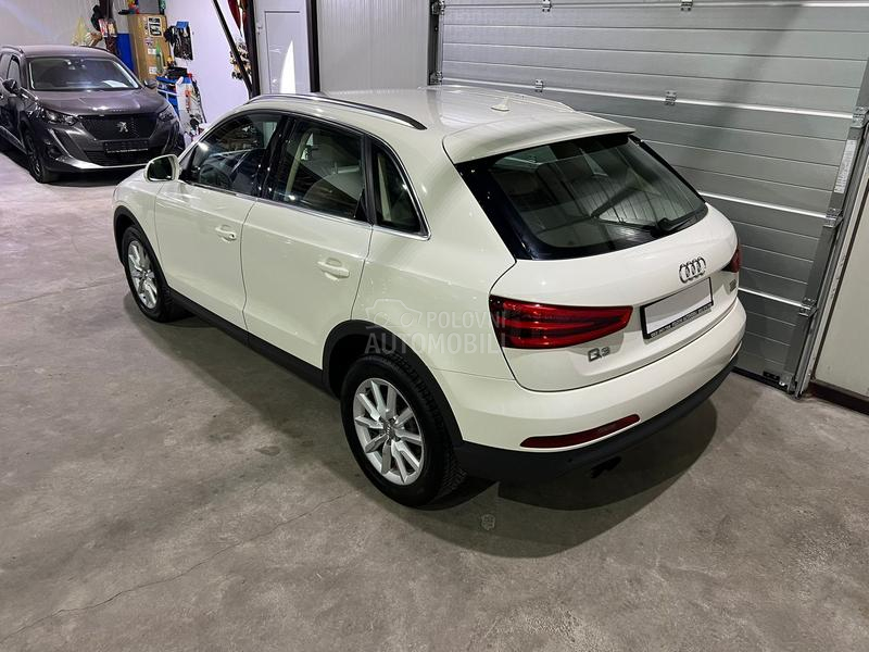 Audi Q3 2,0tdi sport line