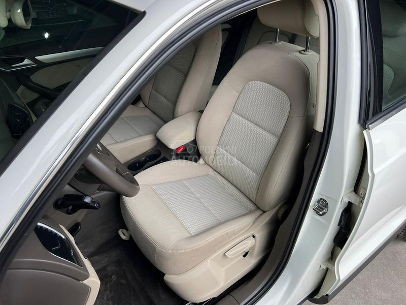 Audi Q3 2,0tdi sport line