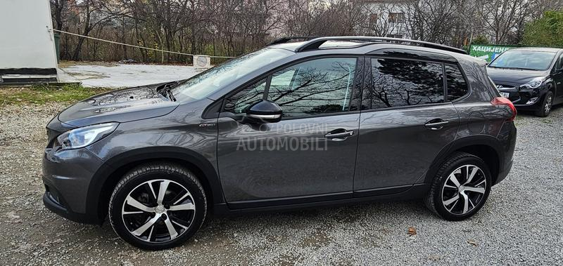 Peugeot 2008 GT-line , auto.