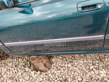 Lajsna lajsne za Peugeot 406