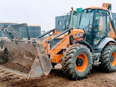 JCB 4CX