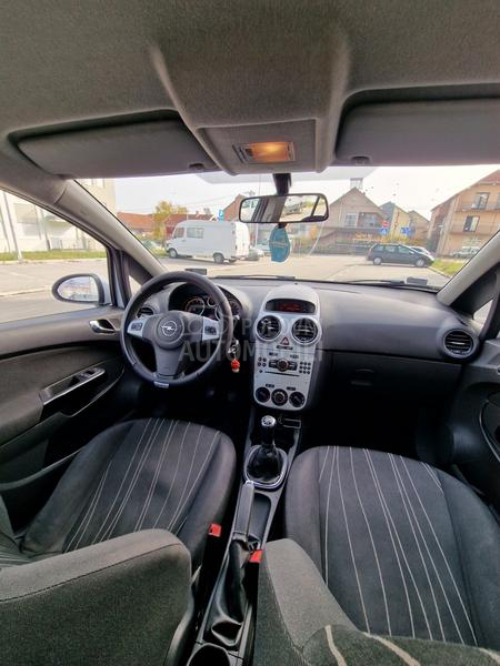 Opel Corsa D 