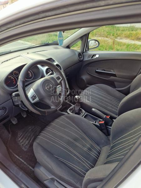 Opel Corsa D 