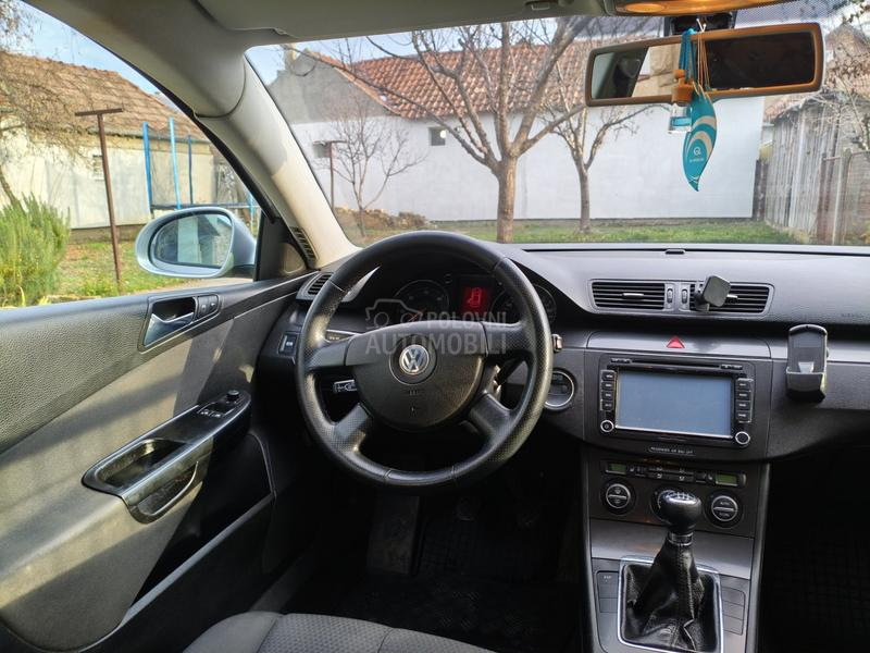 Volkswagen Passat B6 Bosch 8v
