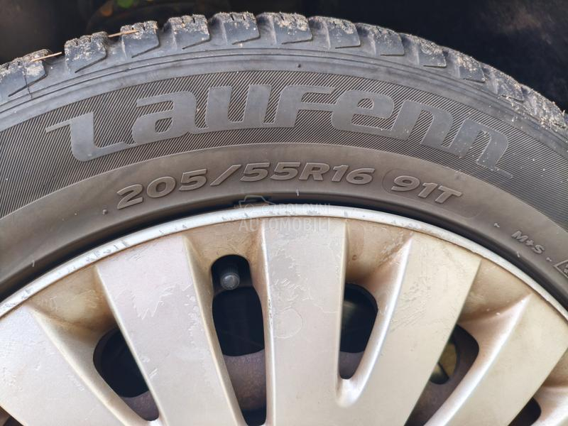 Volkswagen Passat B6 Bosch 8v