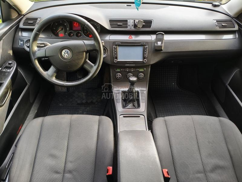 Volkswagen Passat B6 Bosch 8v