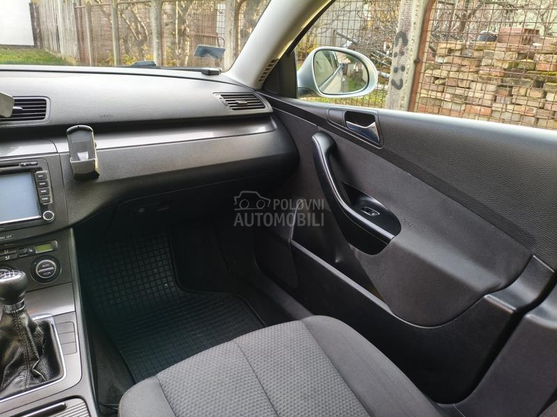 Volkswagen Passat B6 Bosch 8v