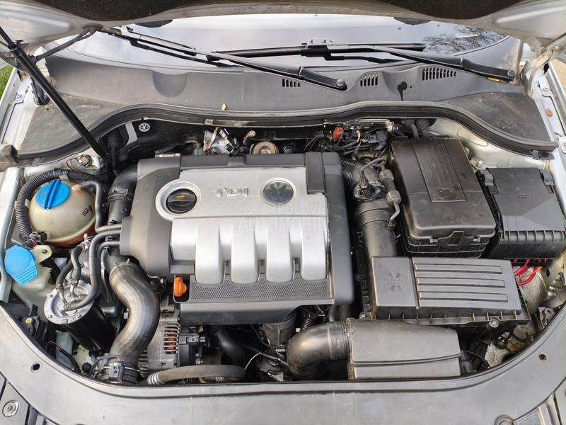 Volkswagen Passat B6 Bosch 8v