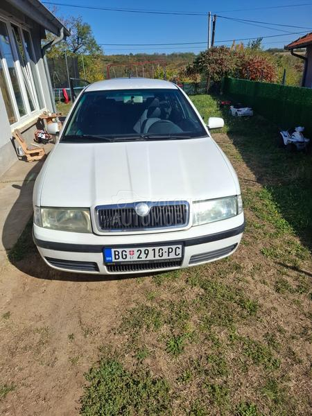 Škoda Octavia 1.6 i
