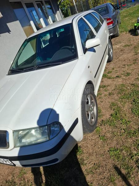 Škoda Octavia 1.6 i