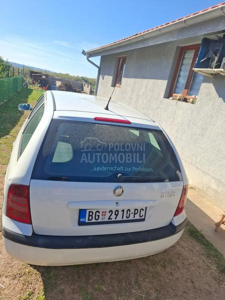 Škoda Octavia 1.6 i