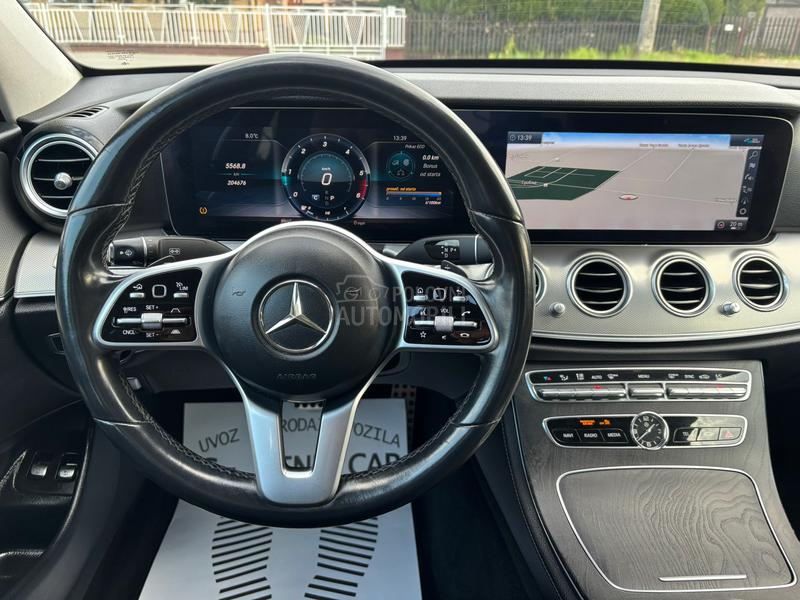 Mercedes Benz E 220 CDI VIRTU DISTRONIC