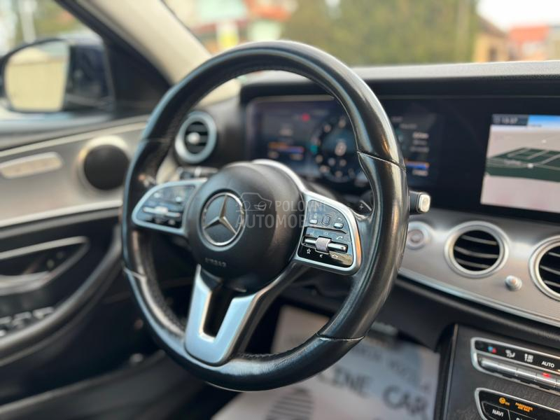 Mercedes Benz E 220 CDI VIRTU DISTRONIC
