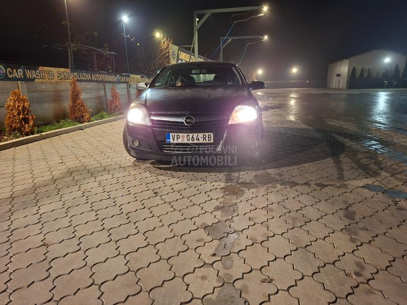 Opel Astra H 1.7
