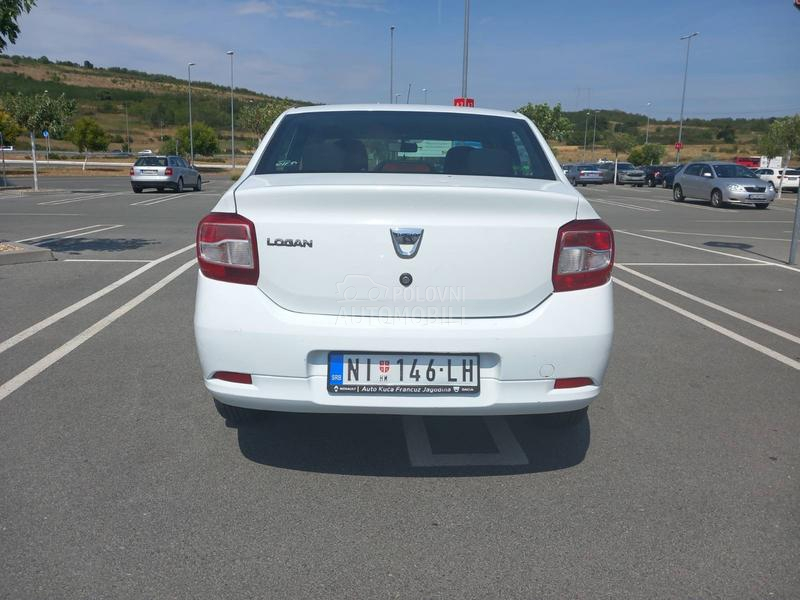 Dacia Logan 