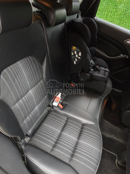 Mercedes Benz B 200 Amg Line