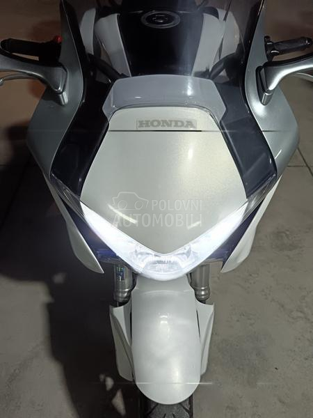 Honda VFR 1200 F