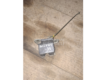 brava na gepeku za Hyundai Accent